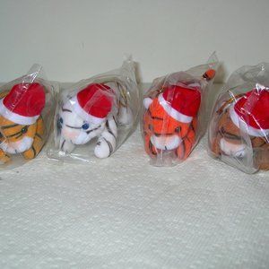 LOT OF 10 PUT A TIGER IN YOUR TANK TIGER ORNAMENT From Exxon w/Santa Hat Frm ESS